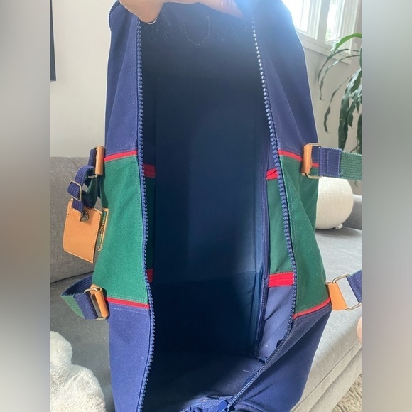 Vintage Colours by Alexander Julian Large Duffle Travel Bag - Picture 10 of 11